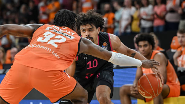 成为队伍的 成为队伍的