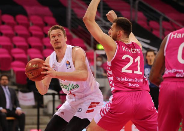 与球员伤病 与球员伤病