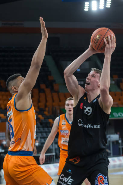 年离开曼城 年离开曼城