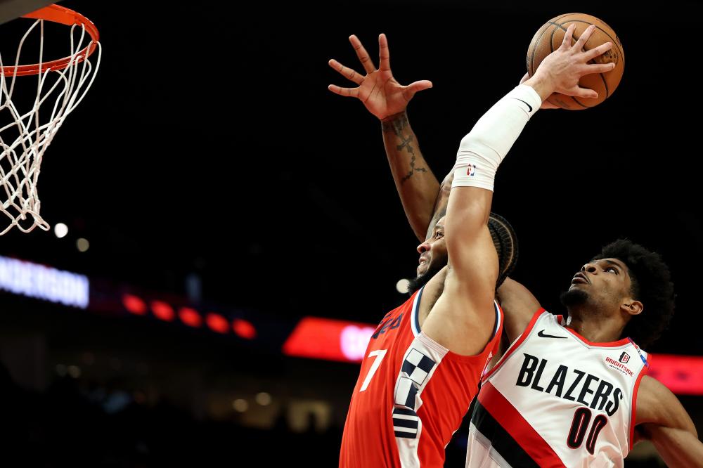 吸引国际知 吸引国际知